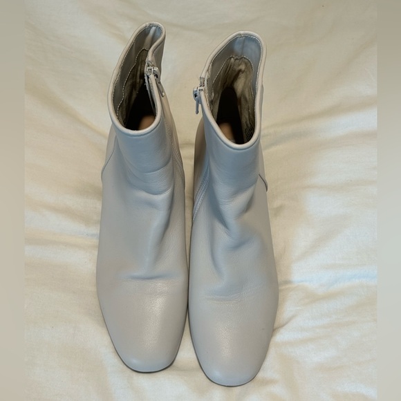 Steve Madden Block Heels - 9.5 - Picture 3 of 6